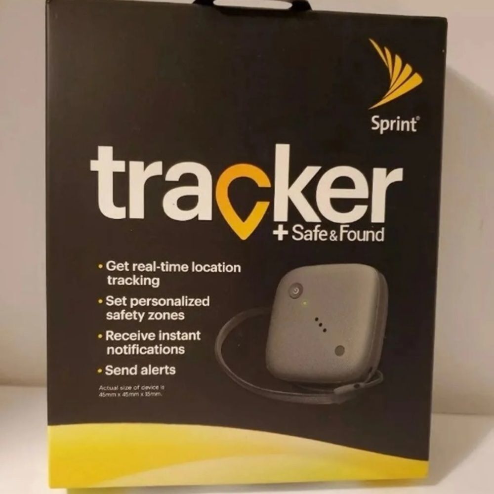 NWT sprint tracker safe‎ and found